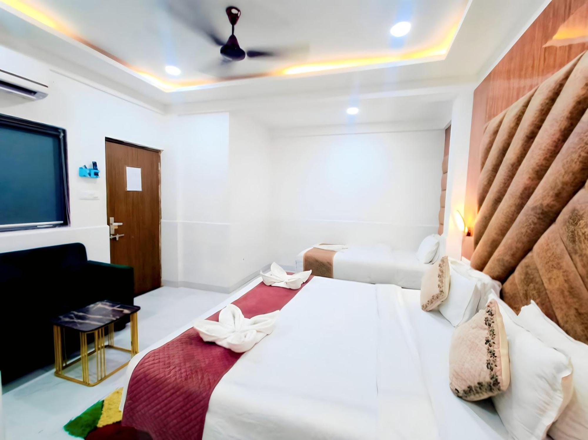 Hotel Small Daddy Plus Calangute Exteriér fotografie
